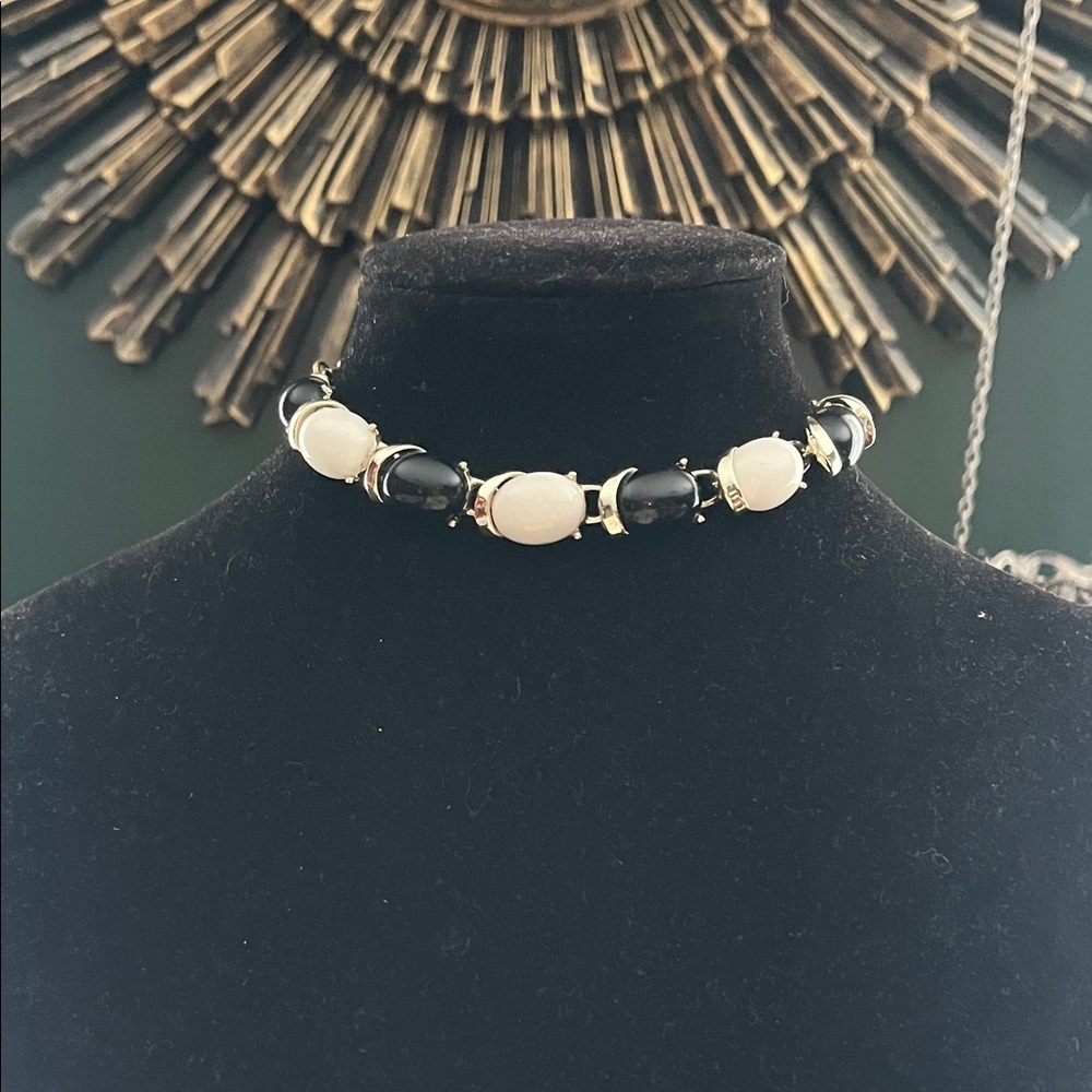 80s Vintage Coro Black & White Link Choker Necklace art deco Retro Jewelry